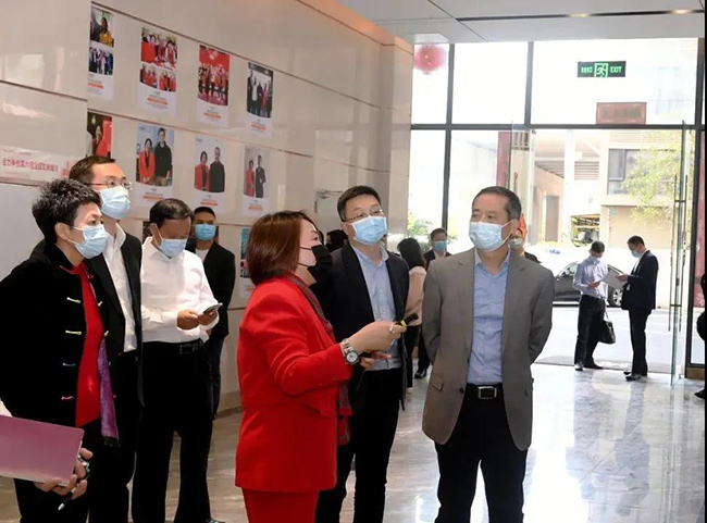 牛年开工首日，区领导姚任、王立德到kaiyun开云等企业生产一线调研检查