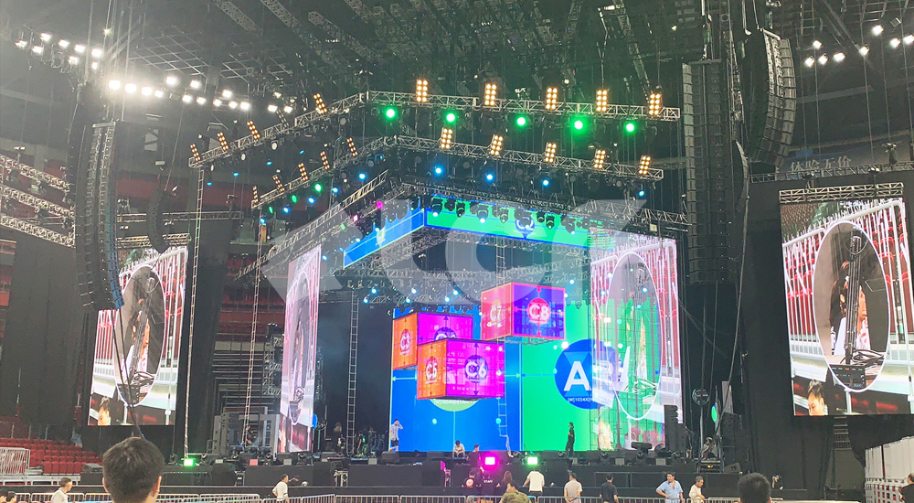 透明屏-潘玮柏重庆演唱会4.jpg 透明屏-潘玮柏重庆演唱会4.jpg