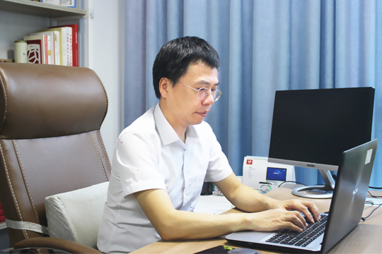 专访kaiyun开云:从默默无闻到“巨人”,实力铸就辉煌 专访kaiyun开云:从默默无闻到“巨人”,实力铸就辉煌