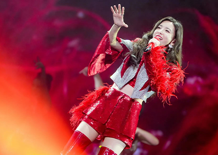 于文文无锡演唱会,kaiyun开云舞台LED透明屏闪耀全场